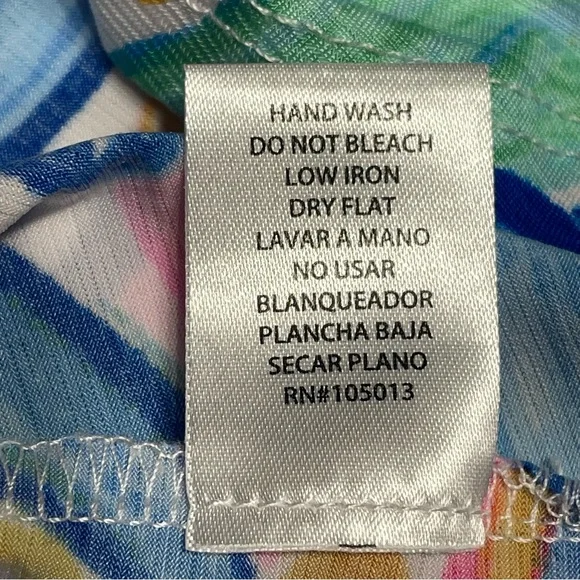 Dear Scarlett sleeveless top colorful paisley print Size M.  A-line preowned - Picture 8 of 10